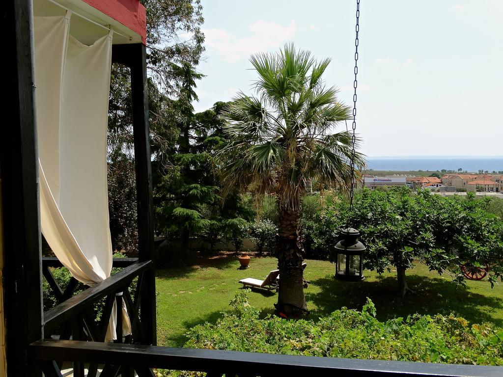 Apartments Karpetis A Green Paradise Psakoudia Exterior foto